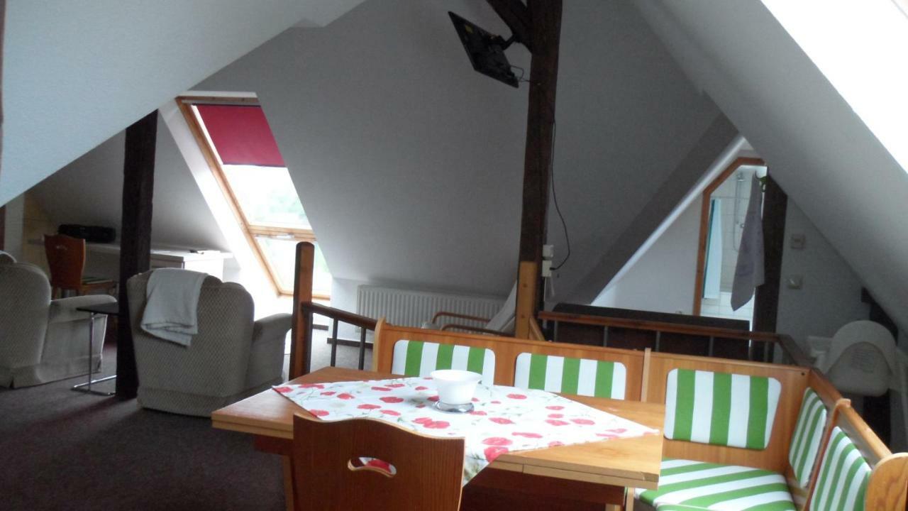 Apartment Unterm Dach Wismar Exterior foto